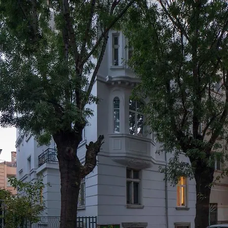 Luxury, Designer 2-bed In Sofia's Historic Heart Appartamento *